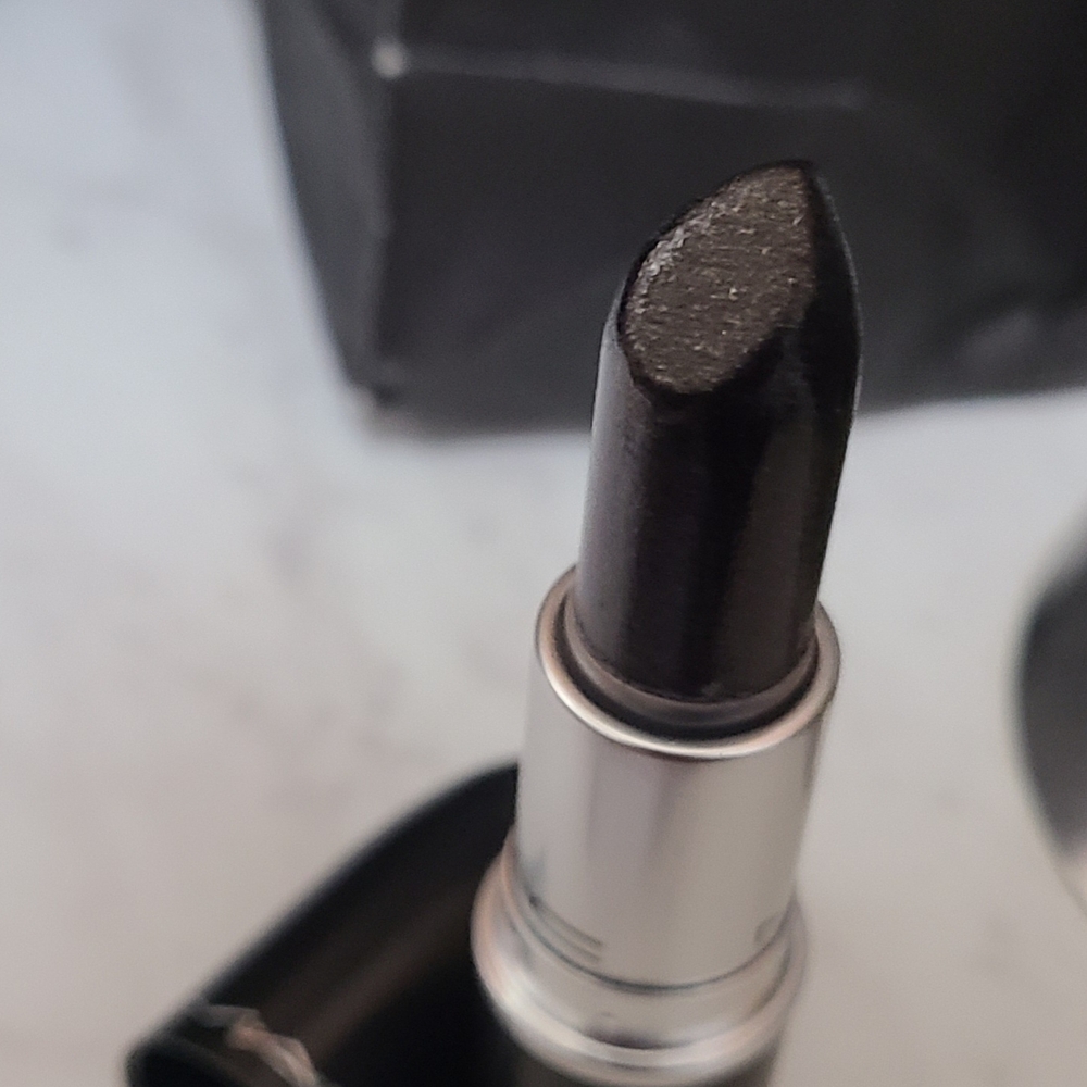 MAC Cremesheen Lipstick Black Night A75 Full Size